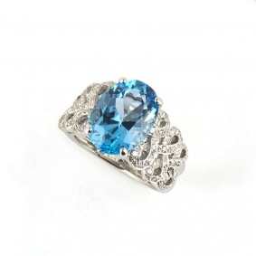 18k White Gold Blue Topaz and Diamond Dress Ring